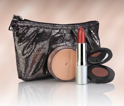 Youngblood Makeup on Youngblood Holiday Glow Youngblood Mineral Cosmetics Celebrates The