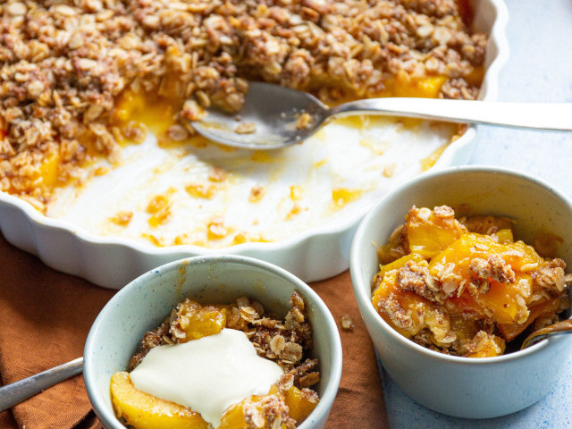 Mango & Peach Crumble