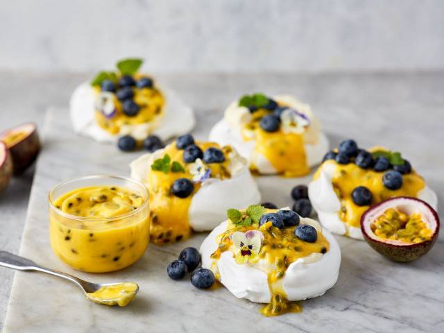 Mini Pavlovas