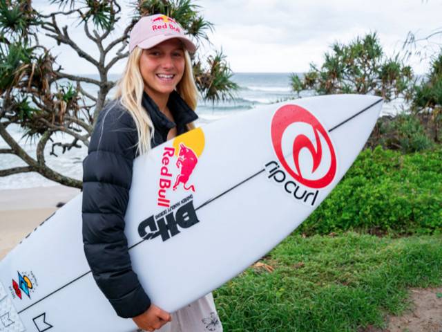 Molly Picklum Joins Surf Team