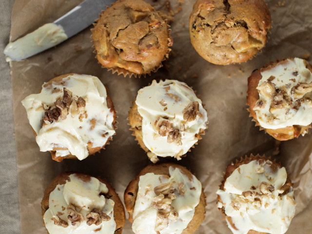Apple + Cinnamon Muffins