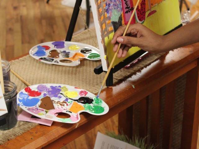 Paint and Sip Studio Easter