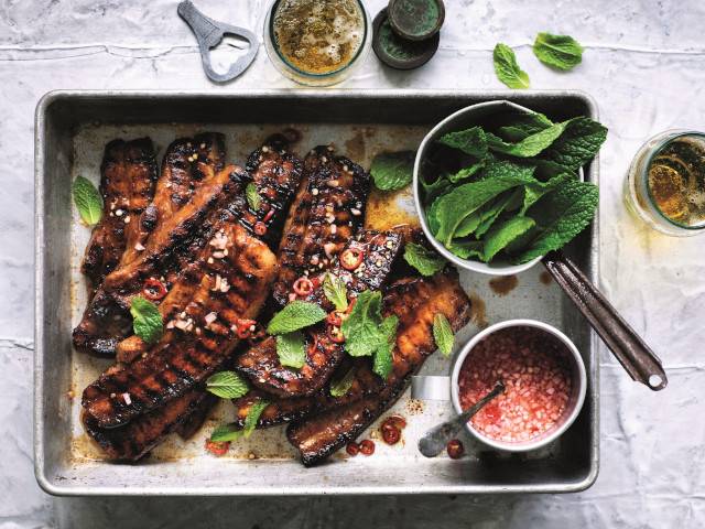 Quick barbecued pork belly