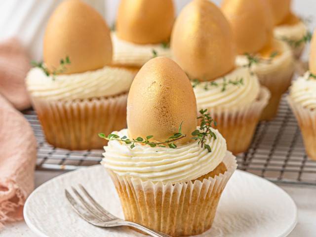 Lemon White Chocolate Cupcakes