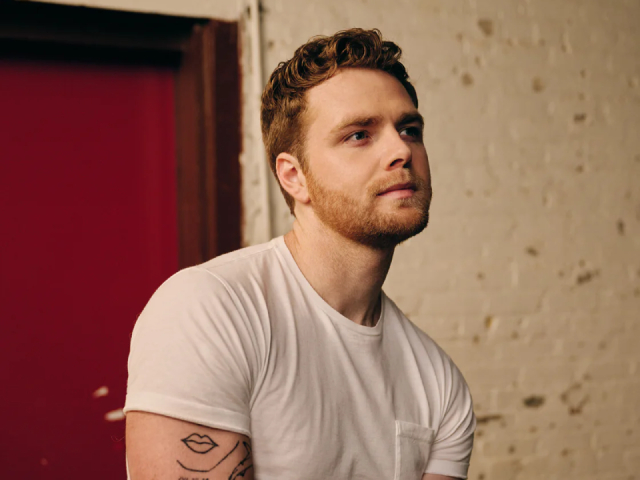 Alex Warren Teases Forthcoming Album With New Single 'Rescuer' + Touring Australia and New Zealand