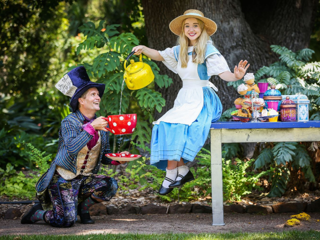 Alice In Wonderland Returns to Royal Botanic Garden Sydney for Easter