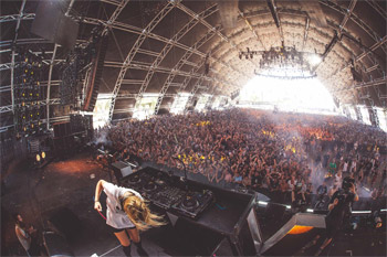 Alison Wonderland's Wonderland Warehouse Project 2.0