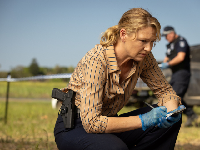 Anna Torv Leads ABC's New Crime Drama Dustfall