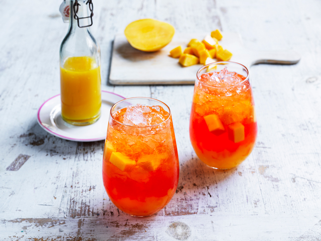 Aussie Summer Mango Spritz