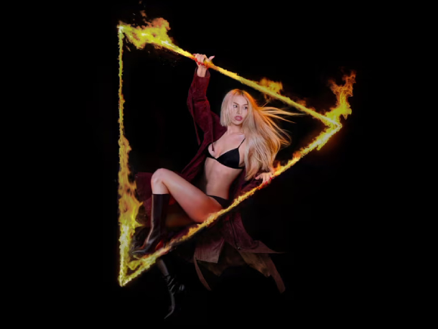 Ava Max Releases New Single 'Wet Hot American Dream'