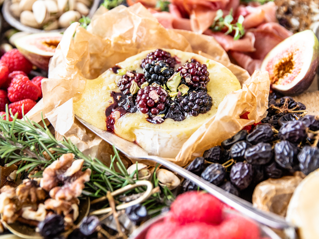 Baked Blackberry Brie