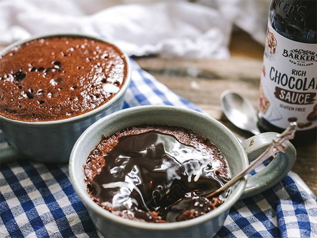 Chocolate Mug Cakes with Baker's Sauce