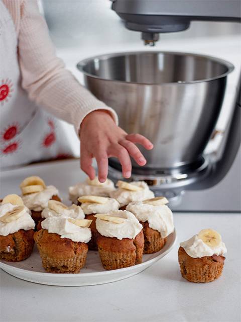 Banana muffins with Whipped Maple Ricotta Recipe
