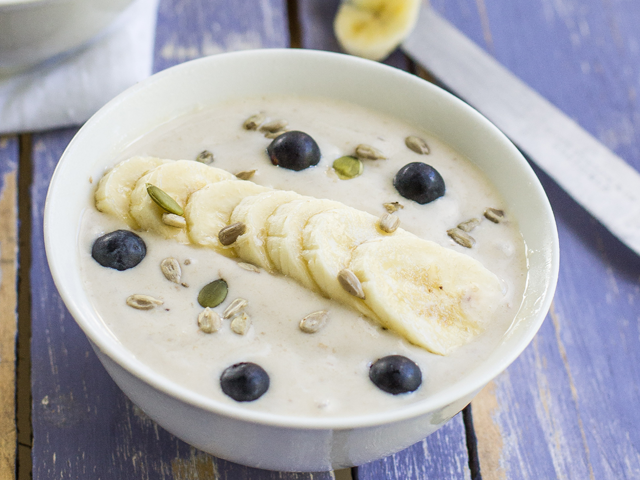 Banana Blueberry Smoothie Bowl