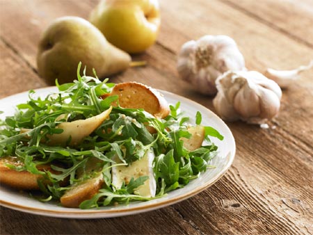 Caramelised Pear, Camembert and Rocket Salad