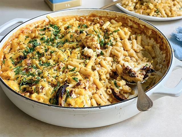 Roast cauliflower mac n cheese