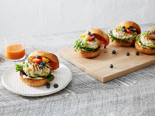 Chicken, Blueberry and Avocado Burgers