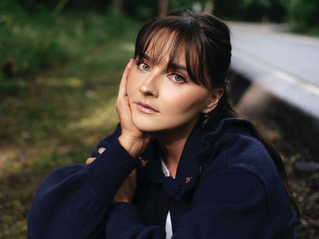 Chloe Styler Releases Upbeat Single 'Push & Pull'