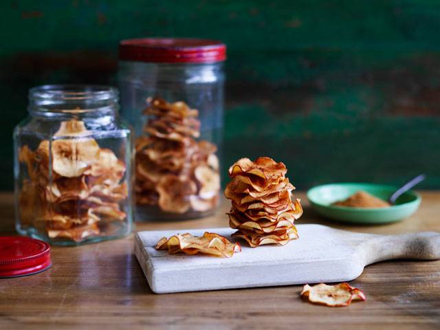 Cinnamon Spiced Apple Chips