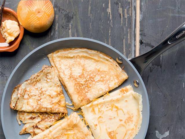 Crêpes Suzette Recipe with Greenpan