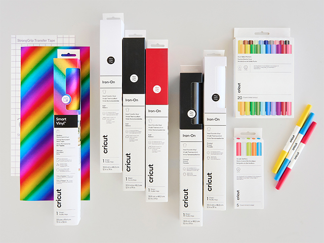 Cricut materials and Pens