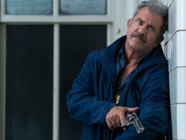 Mel Gibson Dragged Across Concrete