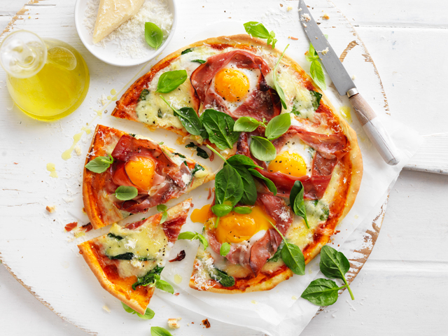 Egg & Prosciutto Breakfast Pizzas