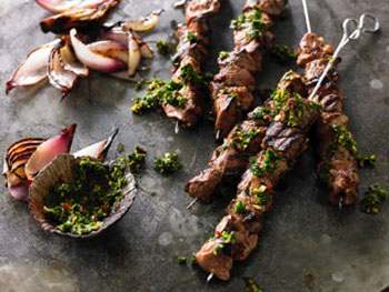 Argentinian Garlic and Oregano Lamb Skewers with Chimichurri