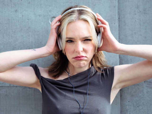 Holly Hebe Returns with Infectious New Single Snap Out of It