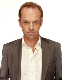 HUGO WEAVING (V FOR VENDETTA) - Interview