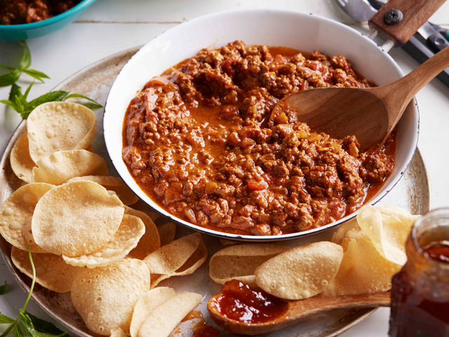 Indian Curry Mince with Pappadams