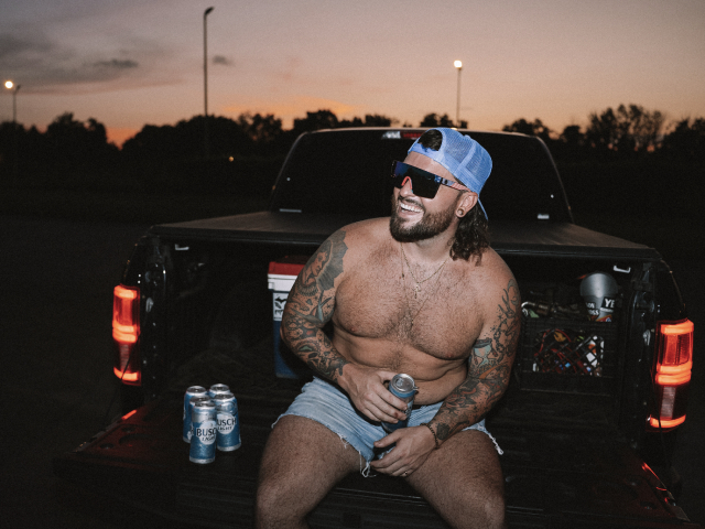 Jason Cross Raises A Toast To Country Roots On New Anthem 'Hot Girls Cold Beer (Big Trucks Small Towns)'