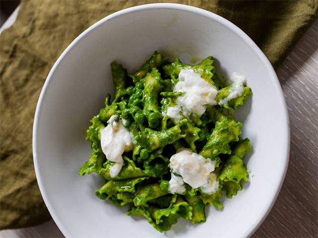 Campanelle with Kale, Peas and Smoked Pancetta