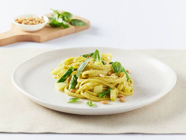 Linguine Genovese Style with Pesto, Potatoes and Green Beans