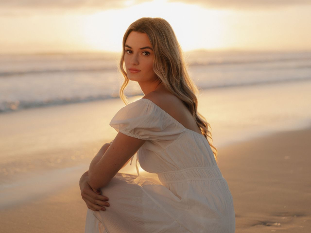 Louella Navigates A New Land and Old Feelings in Debut Single 'Before I Go'