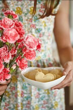 Mothers' Day Fine Macadamia Shortbread Hearts