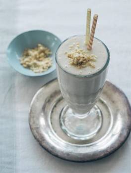 Macadamia Banana Smoothie