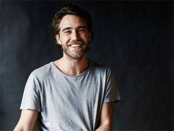 Matt Corby No Ordinary Life