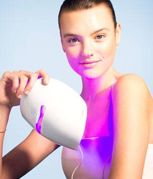 Montana Cox Neutrogena Visibly Clear Light Therapy Acne Mask Interview
