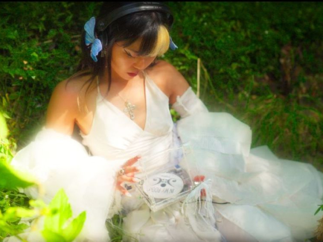 Nabii Unveils Electrifying New Single 'In My Room'