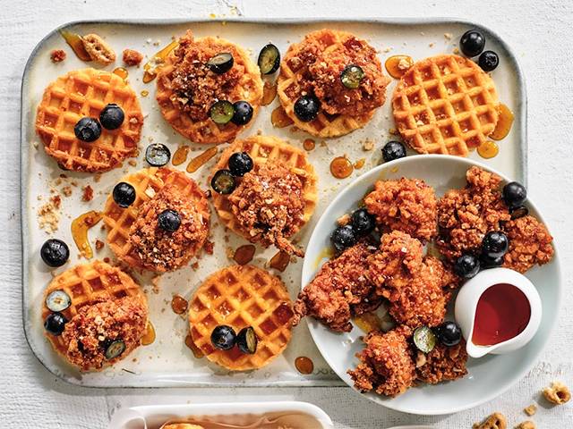 Kellogg's® Nutri-Grain® Fried Chicken with Waffles & Maple Syrup