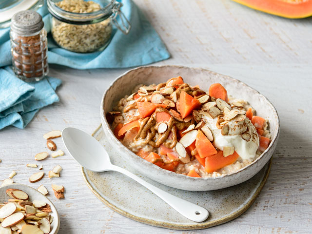 Papaya and Almond Porridge