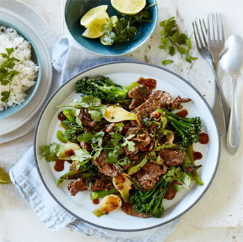 Ben O'Donoghue's Black Pepper Beef Stir-fry