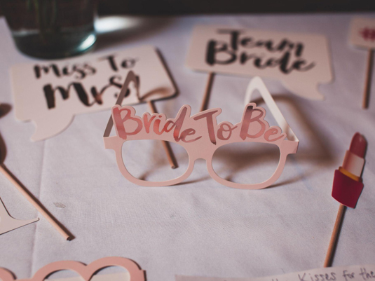 4 Best Bridal Shower Invitation Platforms in 2026
