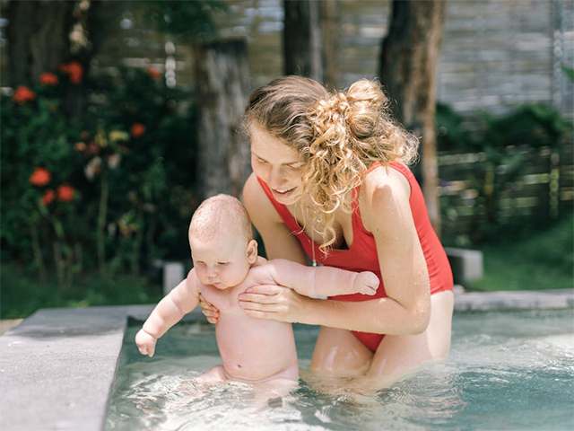 When Should Kids Start Swimming Lessons?