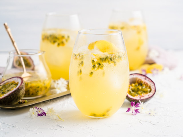 Passionfruit Gin Spritz