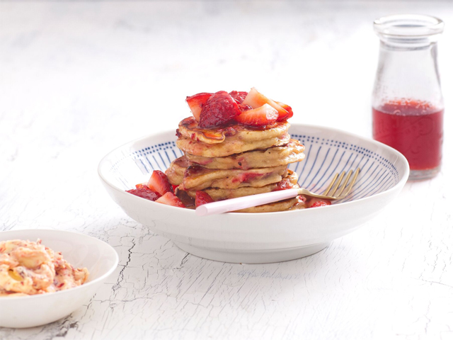 Thick n Fluffy Strawberry Pikelets