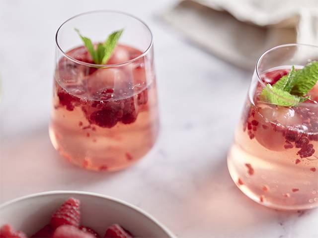 Raspberry Prosecco Cocktail