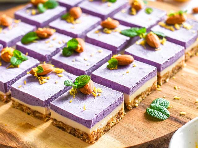 Raw Blueberry and Lemon Slice