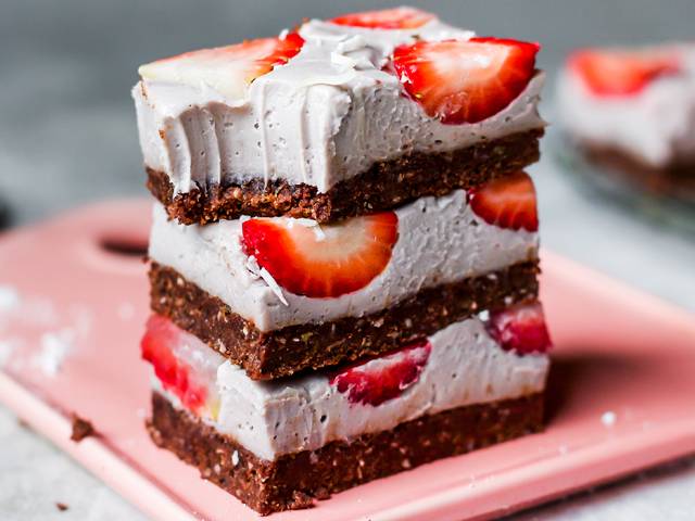 Raw Strawberry Cream Slice with Almond Brownie Base